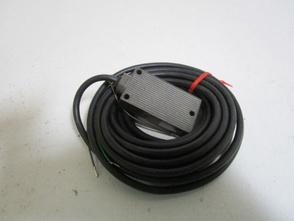 PEPPERL+FUCHS MLV 40-8-H/33/47 PHOTOELECTRIC SENSOR NSNP