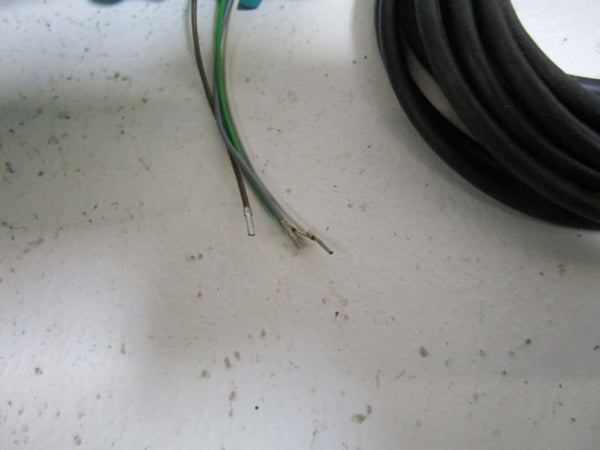 PEPPERL+FUCHS MLV 40-8-H/33/47 PHOTOELECTRIC SENSOR NSNP