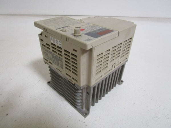 YASKAWA DRIVE CIMR-V7AA23P7 (AS PICTURED) UNMP