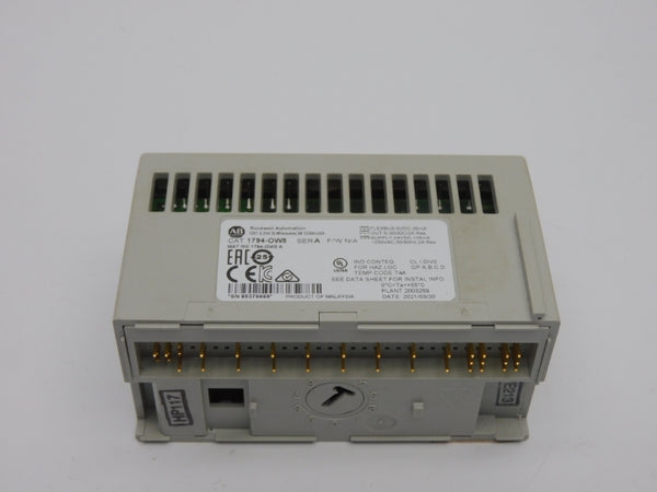 ALLEN BRADLEY 1794-OW8 SER. A 5-30VDC 2A NSNP
