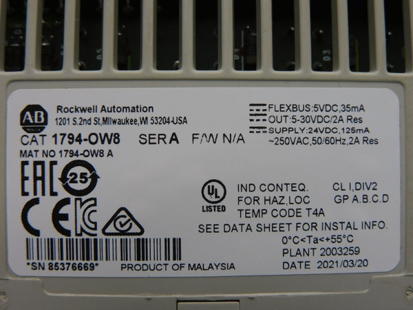 ALLEN BRADLEY 1794-OW8 SER. A 5-30VDC 2A NSNP