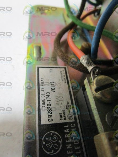 GENERAL ELECTRIC TIME DELAY RELAY 460V CR2820-1740A4 UNMP
