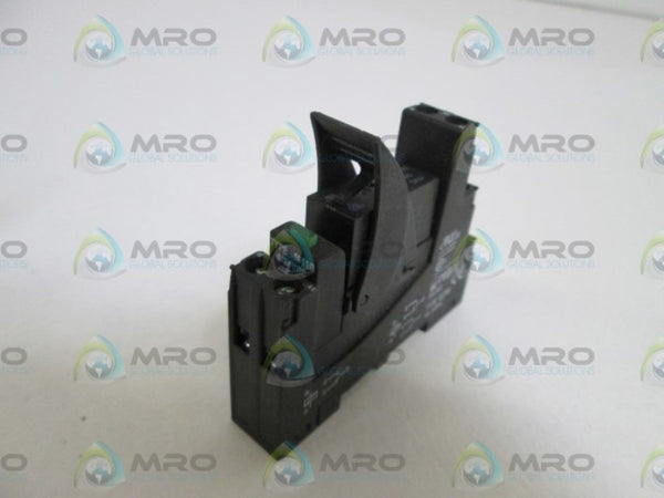 LOT OF 4 RELPOL SOCKET GZT80 WITH AZ743-2CB-24DE RELAY NSNP