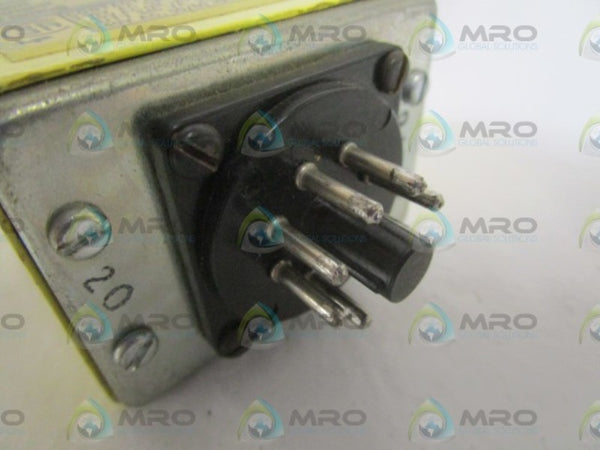 MACROMATIC SS76222-02 120V ON DELAY RELAY .03-1 SEC UNMP