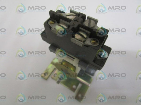 SQUARE D D80AS1 CONTACT BLOCK RELAY (AS PICTURED) UNMP