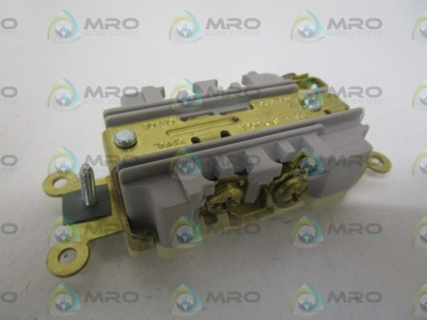 PASS & SEYMOUR 5862-AI DUPLEX RECEPTACLE NSMP