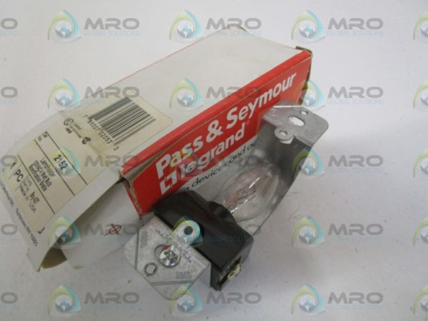 PASS & SEYMOUR 2152 LAMPHOLDER NSMP