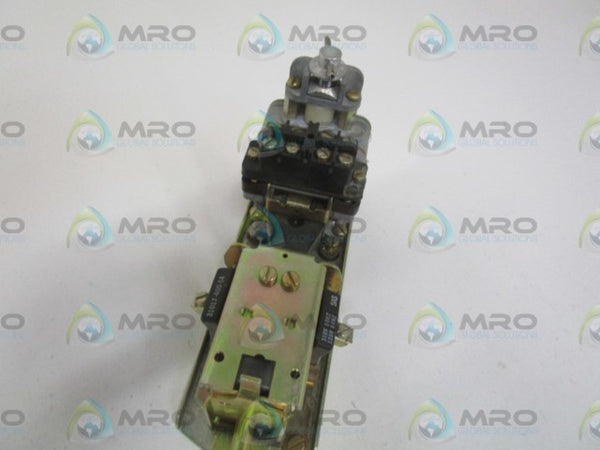 SQUARE D 9050-80-24D SER.C PNEUMATIC TIMING RELAY (AS PICTURED) UNMP