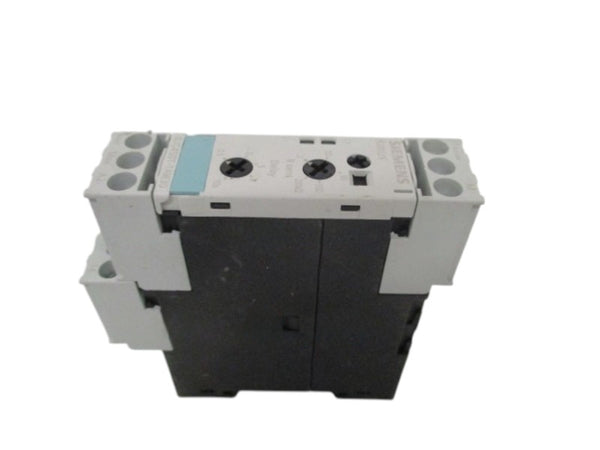 SIEMENS 3UG4501-1AW30 LIQUID LEVEL MONITOR RELAY (CRACKED) UNMP
