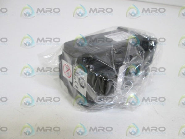 YASKAWA AC SERVO MOTOR SGMAS-04A2A21 NSMP