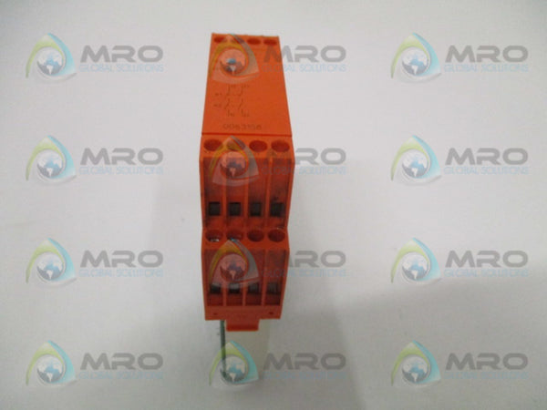 DOLD LG5924 SAFEMASTER EMERGENCY STOP SAFETY RELAY (AS PICTURED) UNMP