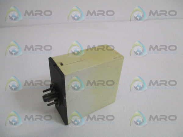 RINGEL RT814 CONDUCTIVE LIQUIDS DUAL LEVEL RELAY UNMP