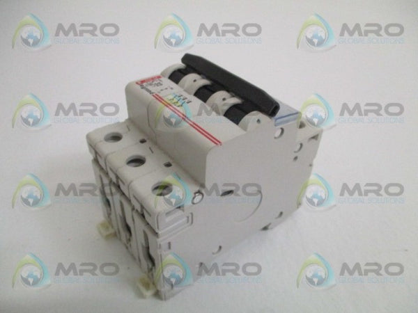 PASS & SEYMOUR LEGRAND 03454-C32 CIRCUIT BREAKER 32A UNMP