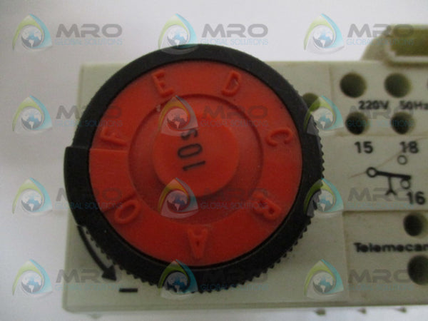 TELEMECANIQUE CA2-FT/FR TIME DELAY RELAY 10 SEC. 240V UNMP