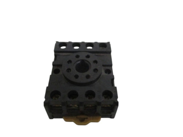 OMRON PF083A-E RELAY SOCKET  UNMP