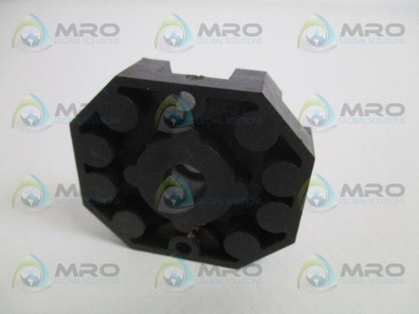 SPC TECHNOLOGY RS8B RELAY SOCKET UNMP