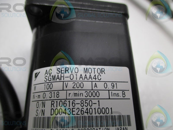 YASKAWA SGMAH-01AAA4C AC SERVO MOTOR RPM: 3000 NSMP