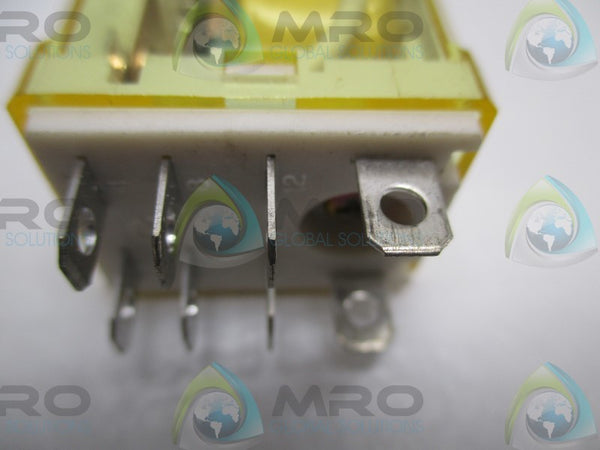 IDEC RH2B-U 352-014 RELAY 110VAC  UNMP