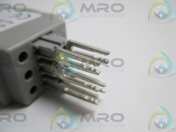 PHOENIX CONTACT ST-OV3-230AC/24DC/2 SOLID STATE RELAY  NSNP