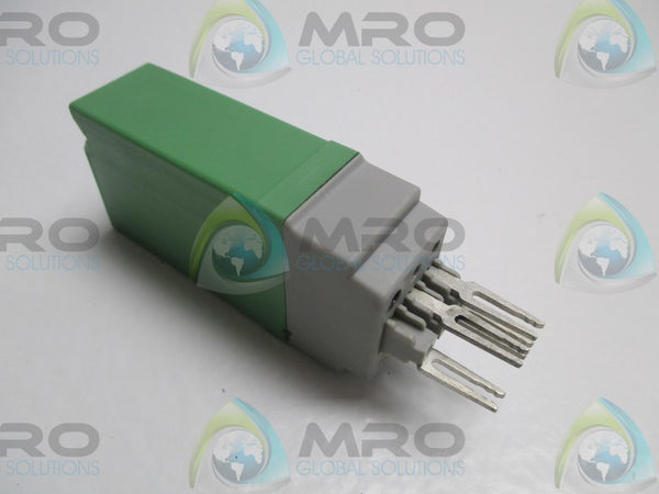 PHOENIX CONTACT ST-OV3-220AC-240AC/3 SOLID STATE RELAY  NSNP