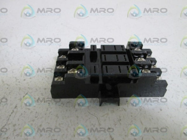 RELIANCE ELECTRIC RELAY SOCKET 600434-5R NSMP