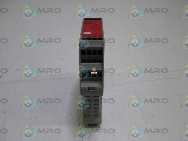 OMRON SAFETY RELAY UNIT G9SB-3012-C 24VAC/DC UNMP