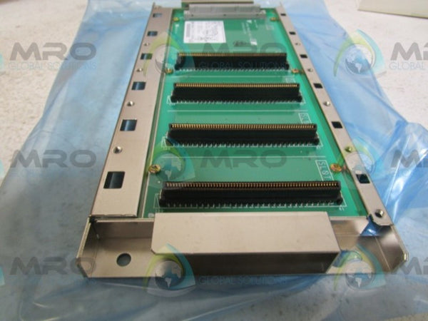 YASKAWA JEPMC-MB220 POWER SUPPLY MOUNTING BASE NSMP
