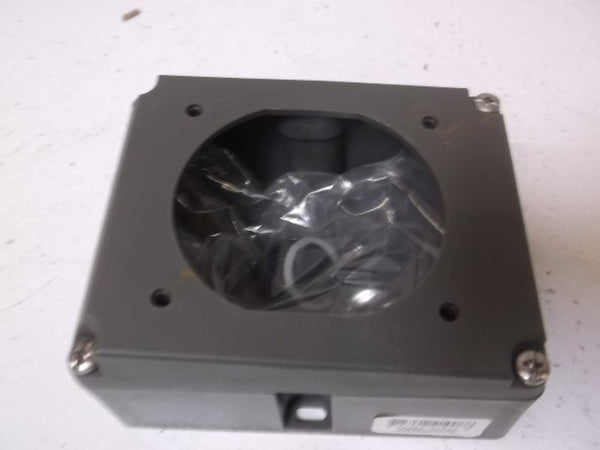 PASS & SEYMOUR PSBBN202-W NON-METALLIC BBOX NSNP