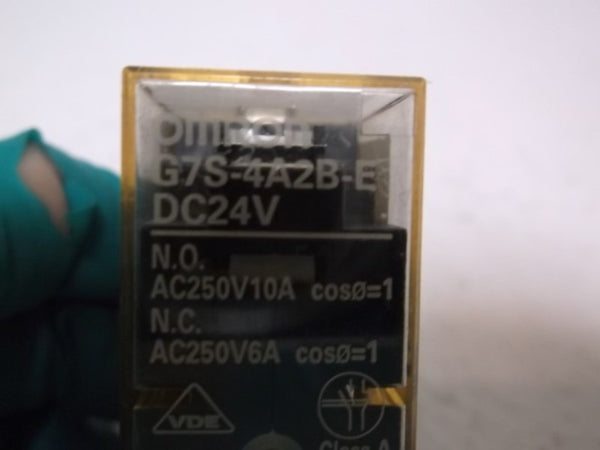 OMRON G7S-4A2B RELAY 24VDC  UNMP