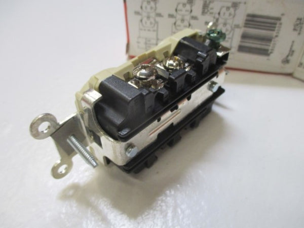 PASS & SEYMOUR 8300-I DUPLEX RECEPTACLE HOSPITAL GRADE NSMP