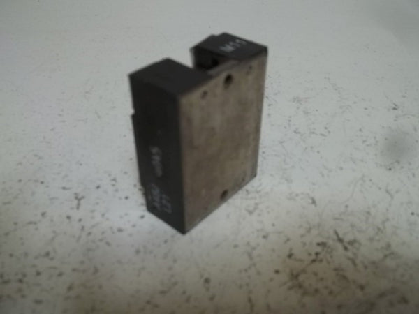 CRYDOM A4825 SOLID STATE RELAY 25A UNMP