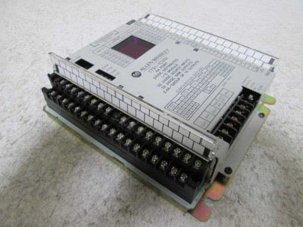 ALLEN BRADLEY 1791-IOVW SER. A I/O MODULE 64 POINT 24VDC NSMP