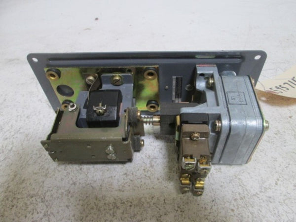 SQUARE D 8991-AT0-14 TIMING RELAY ASSEMBLY NSMP