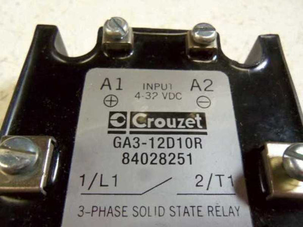 CROUZET GA3-12D10R SOLID STATE RELAY  NSMP