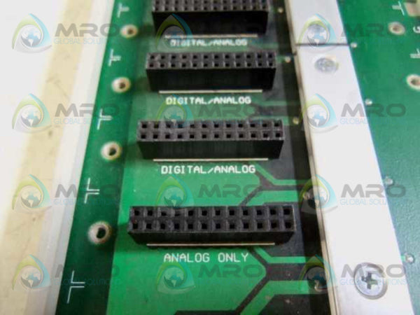 OPTO 22 SNAPB12M MODULE MOUNTING RACK UNMP