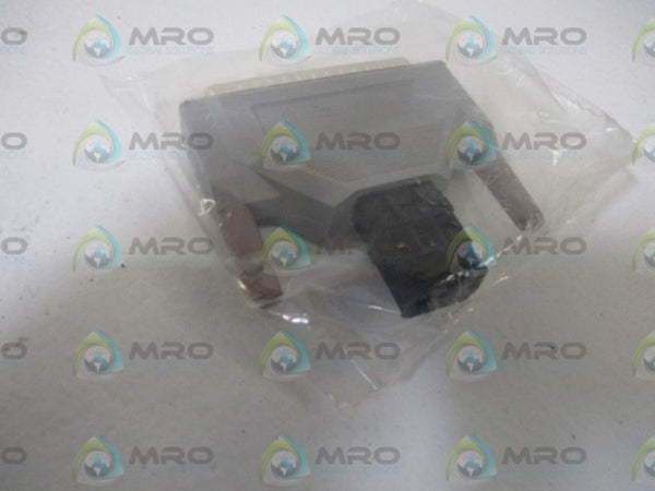 ALLEN BRADLEY 1784-CP8 ADAPTER NSMP