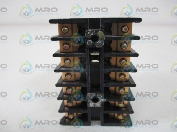 STRUTHERS-DUNN 219XDXP RELAY 24-28V W/33377 SOCKET NSNP