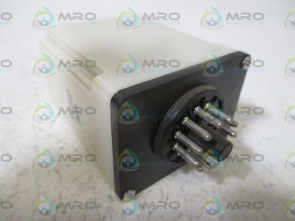 ALLEN BRADLEY 700-HT22AA2 SER.A TIME DELAY RELAY UNMP