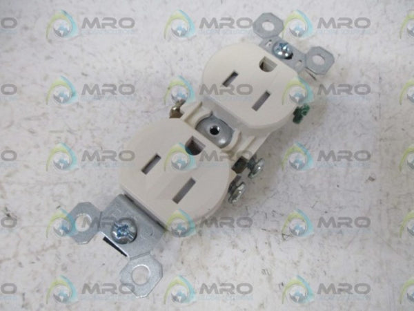 LOT OF 10 PASS & SEYMOUR 3232TR-LA DUPLEX RECEPTACLE NSMP