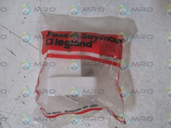 PASS & SEYMOUR 464 FLUORESCENT LAMPHOLDER SOCKET NSNP IN A FACTORY BAG