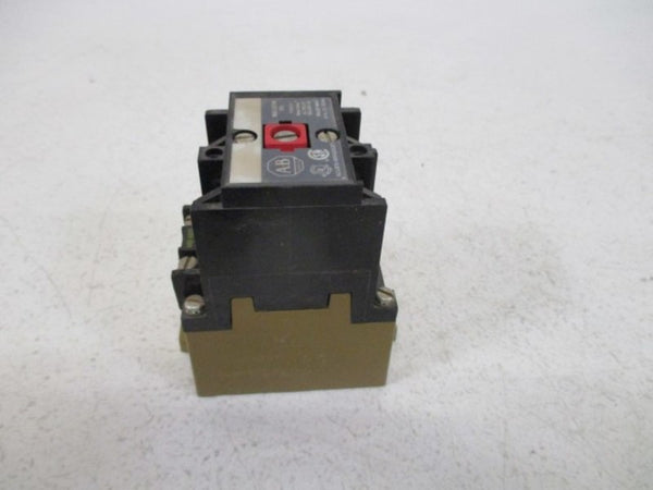 ALLEN BRADLEY 700-P400A4 SERIES A RELAY UNMP