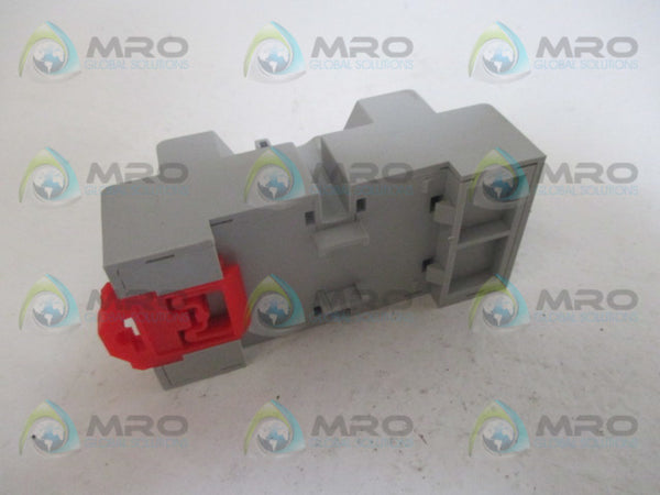 MAGNECRAFT 70-461-1 RELAY SOCKET NSMP