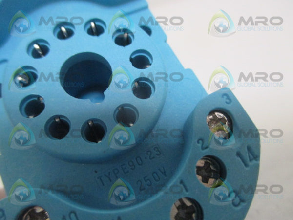FINDER 90-23 RELAY SOCKET 10A 250V NSNP