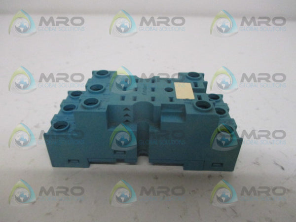 FINDER 94.73 RELAY SOCKET 10A 250V UNMP
