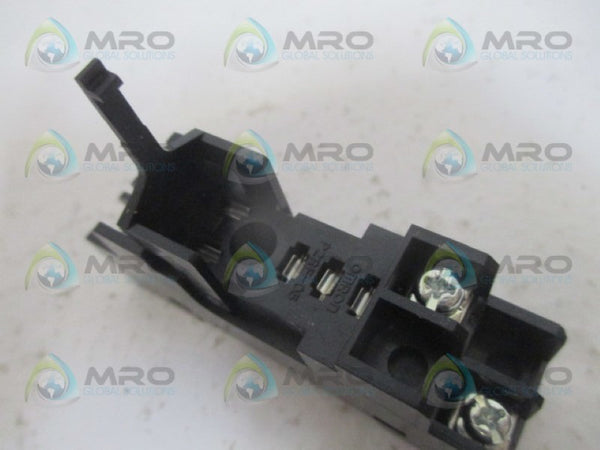 OMRON P2RF-05 RELAY SOCKET 10A/250V NSNP