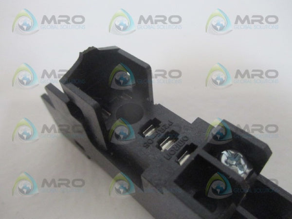 OMRON P2RF-05 RELAY SOCKET 10A/250V (AS PICTURED) NSNP