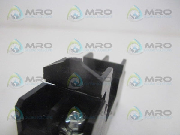 OMRON P2RF-05 RELAY SOCKET 10A/250V (AS PICTURED) NSNP