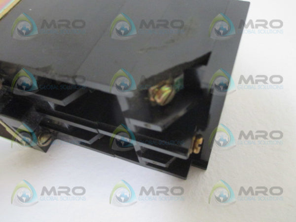 ALLEN BRADLEY 700DC-P600Z24 SER.A AC RELAY (AS PICTURED) UNMP