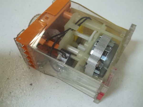 SCHLEIDCHER SZM 51 RELAY 120-125V 1-25S 500W 250V-5A UNMP