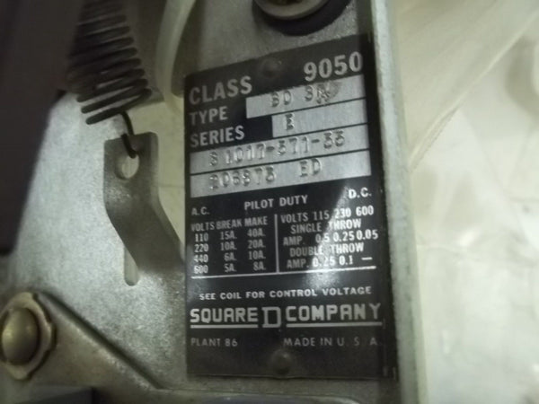 SQUARE D 9050-B03R SER.E PNEUMATIC TIMING RELAY 120V UNMP